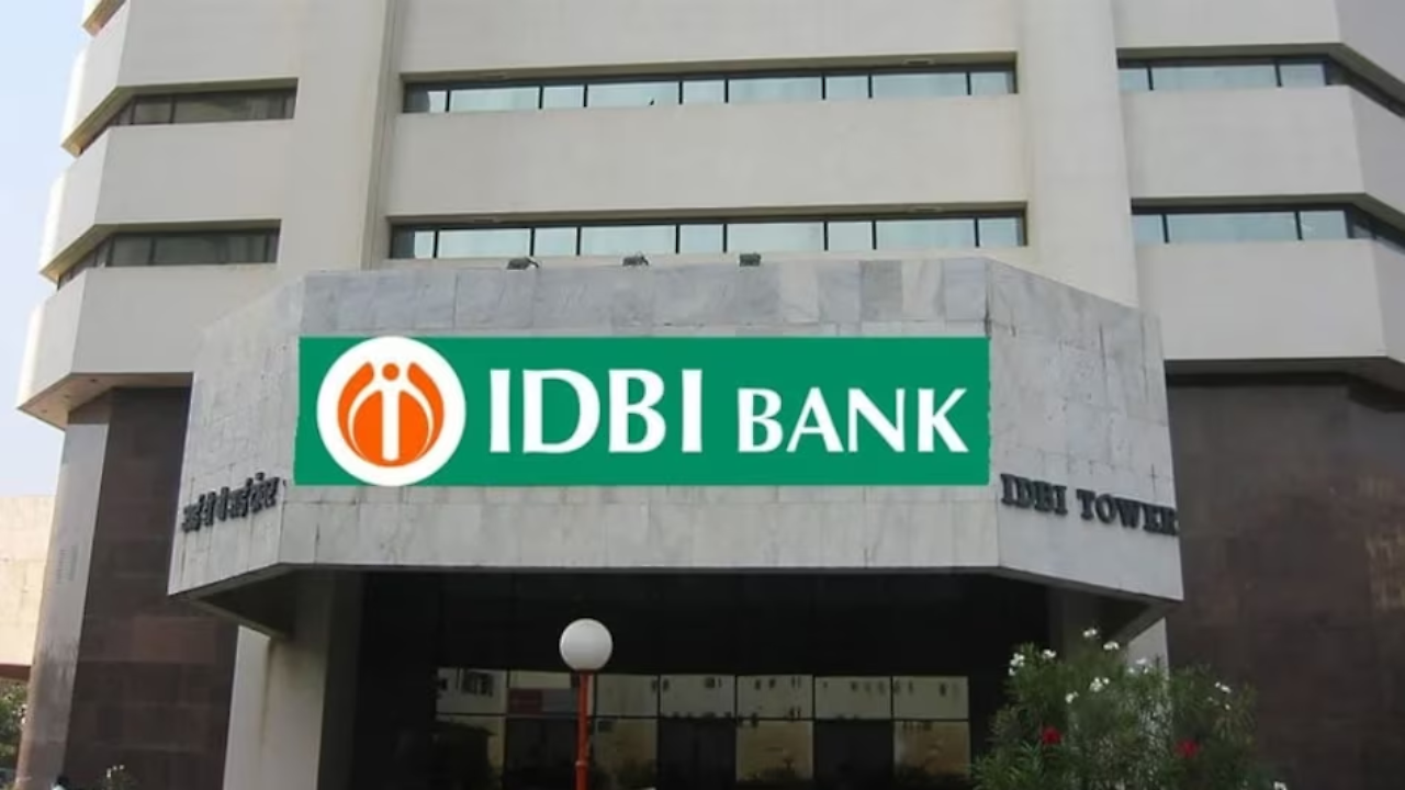 IDBI Bank staff announce nationwide hunger strike over proposed stake sale