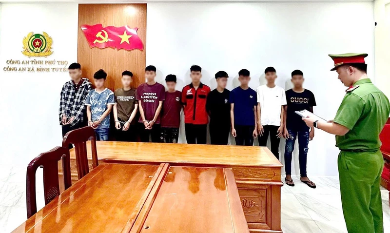 Mâu thuẫn khi livestream trên TikTok, hai nhóm hẹn nhau giải quyết bằng dao phóng lợn