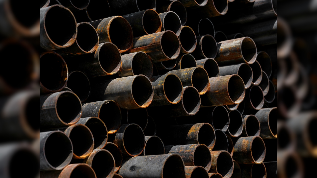 Lloyds Engineering shares rise 94% in six months: Can defence drive the ...