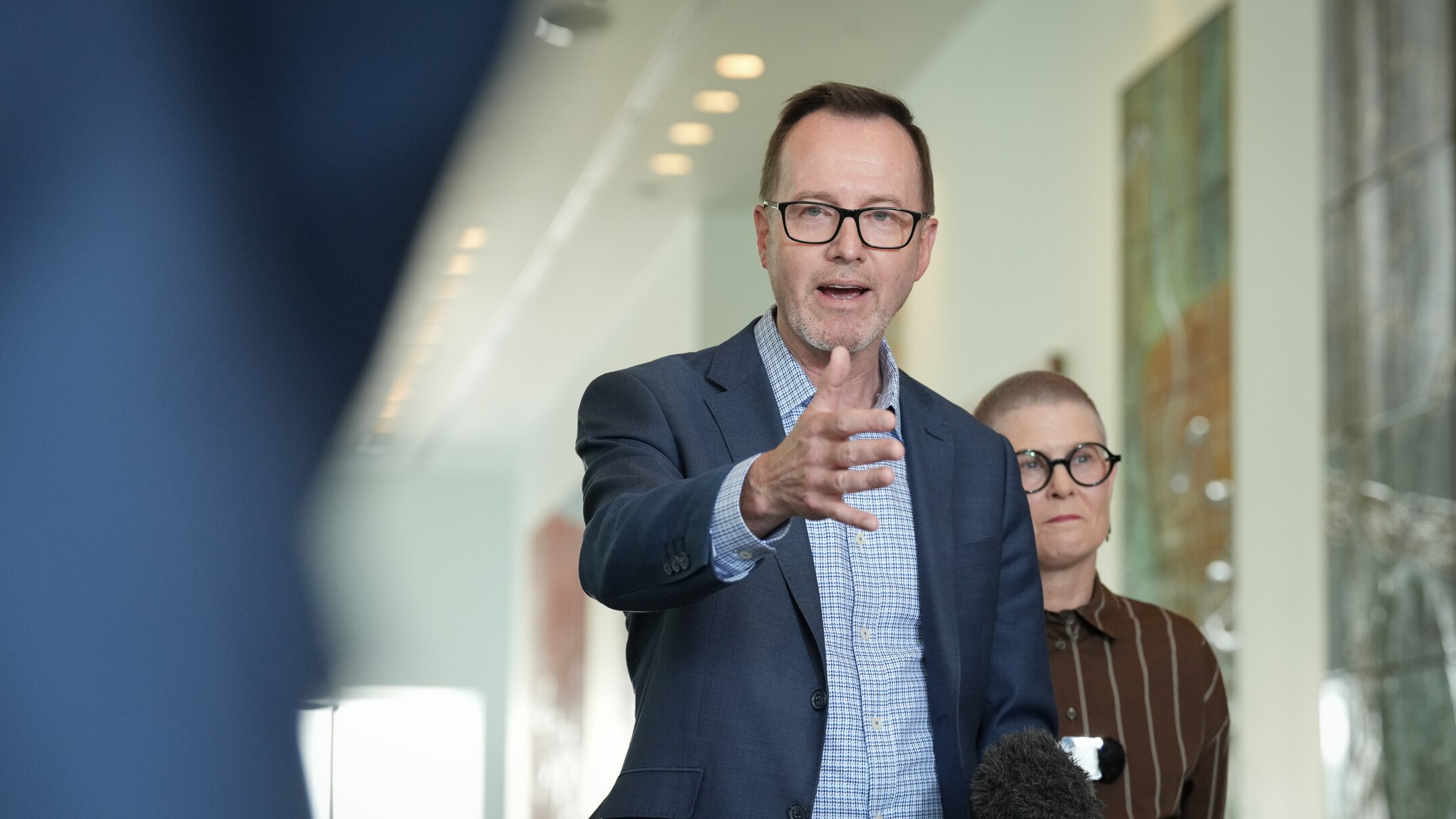 Shoebridge insists Steele-John should take leave as Greens 'binfire ...