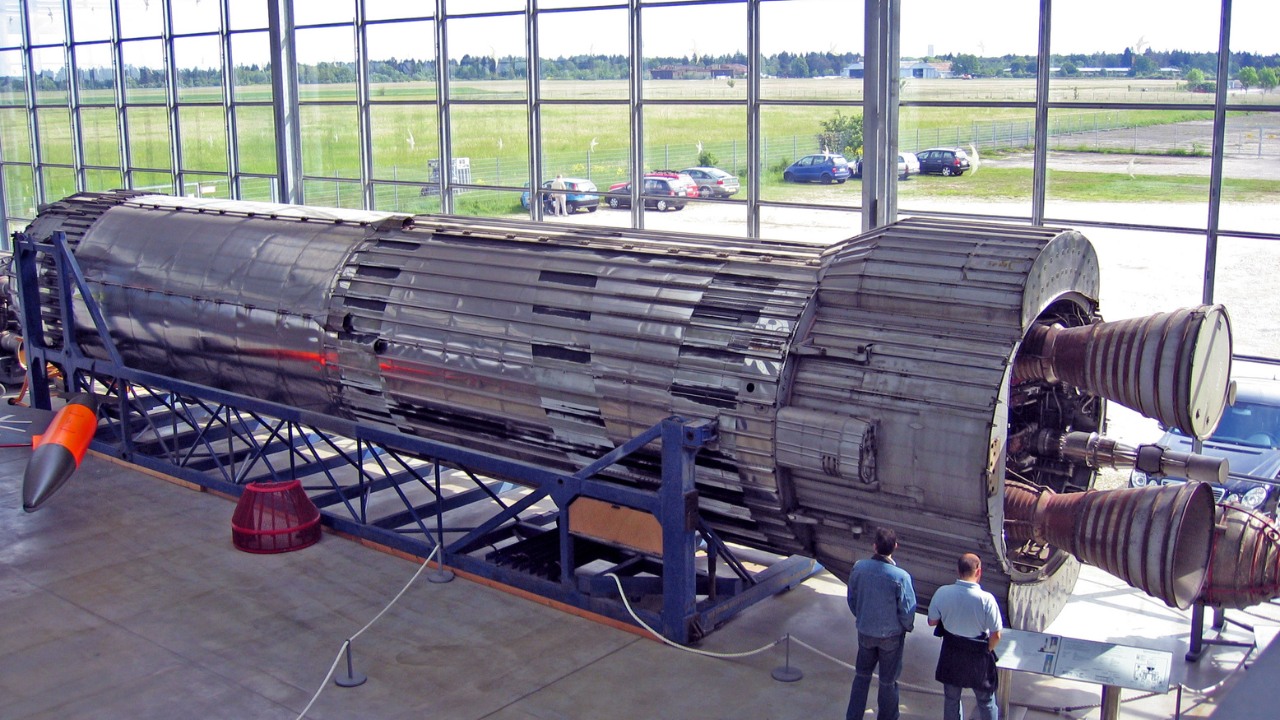 Britain built a nuclear missile called Blue Streak but cancelled it in 1960