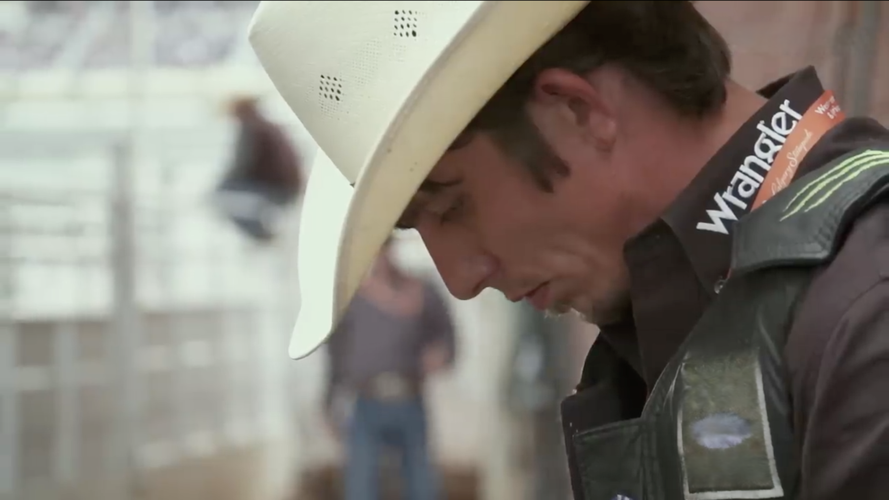 JB Mauney rode through broken ribs to become bull riding’s greatest ...