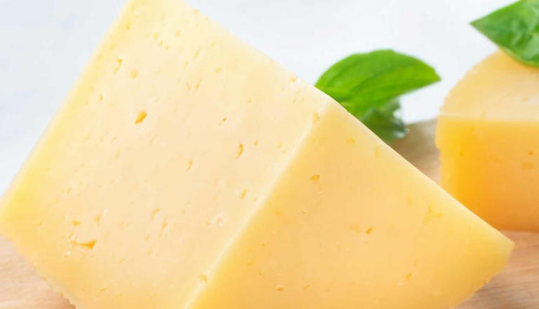 Cheddar cheese recall issued over potentially serious health risk