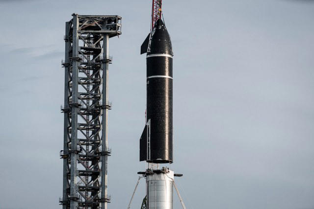 SpaceX modifies Starship for 10-hour test after booster relight failure