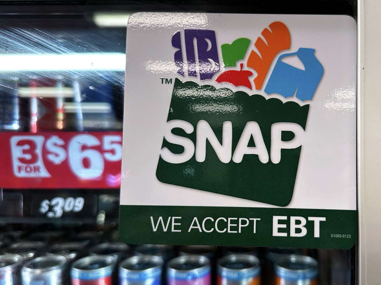 SNAP changes cut off food assistance benefits for some Michigan residents