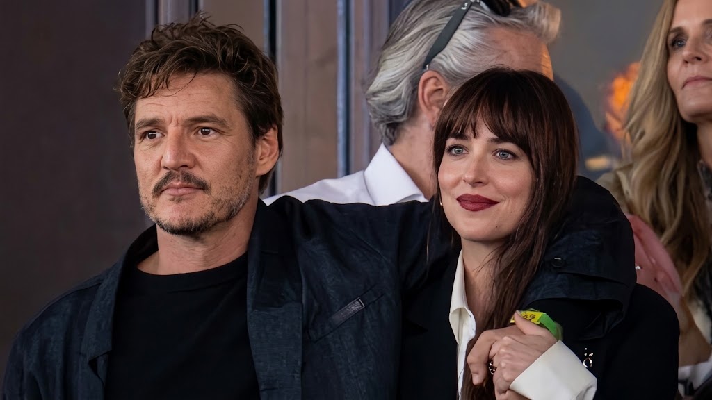 Dakota Johnson revealed Pedro Pascal regularly borrows her clothes ...