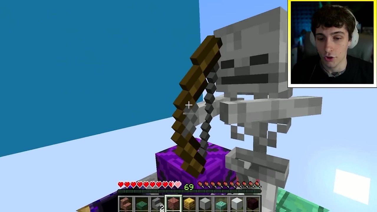 Four friends build Minecraft houses from random one blocks in 60 minutes