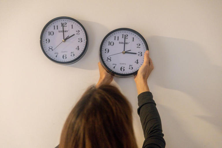 When do the clocks go back? Exact time British Summer Time ends as ...