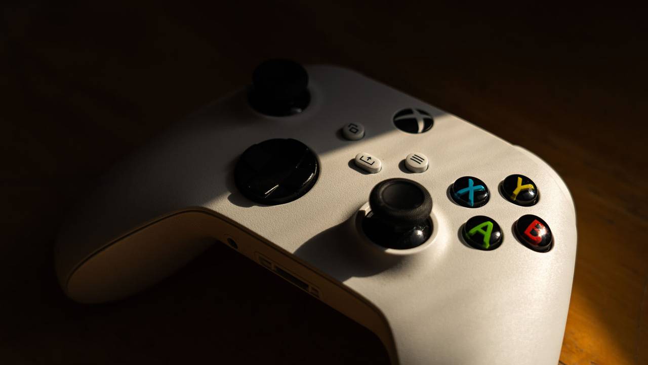 Xbox confirms change to next-gen controller in race to catch up with ...