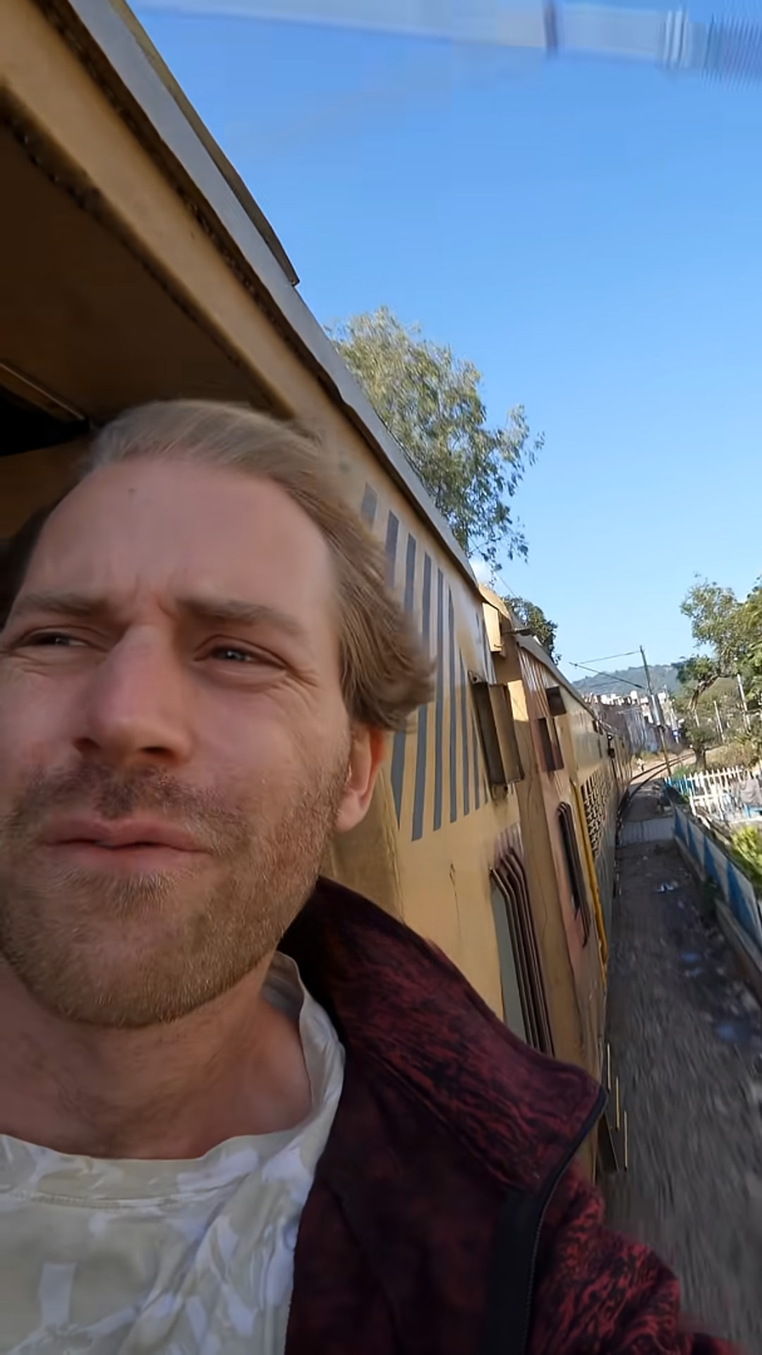 A German's first impressions of traveling by train in India