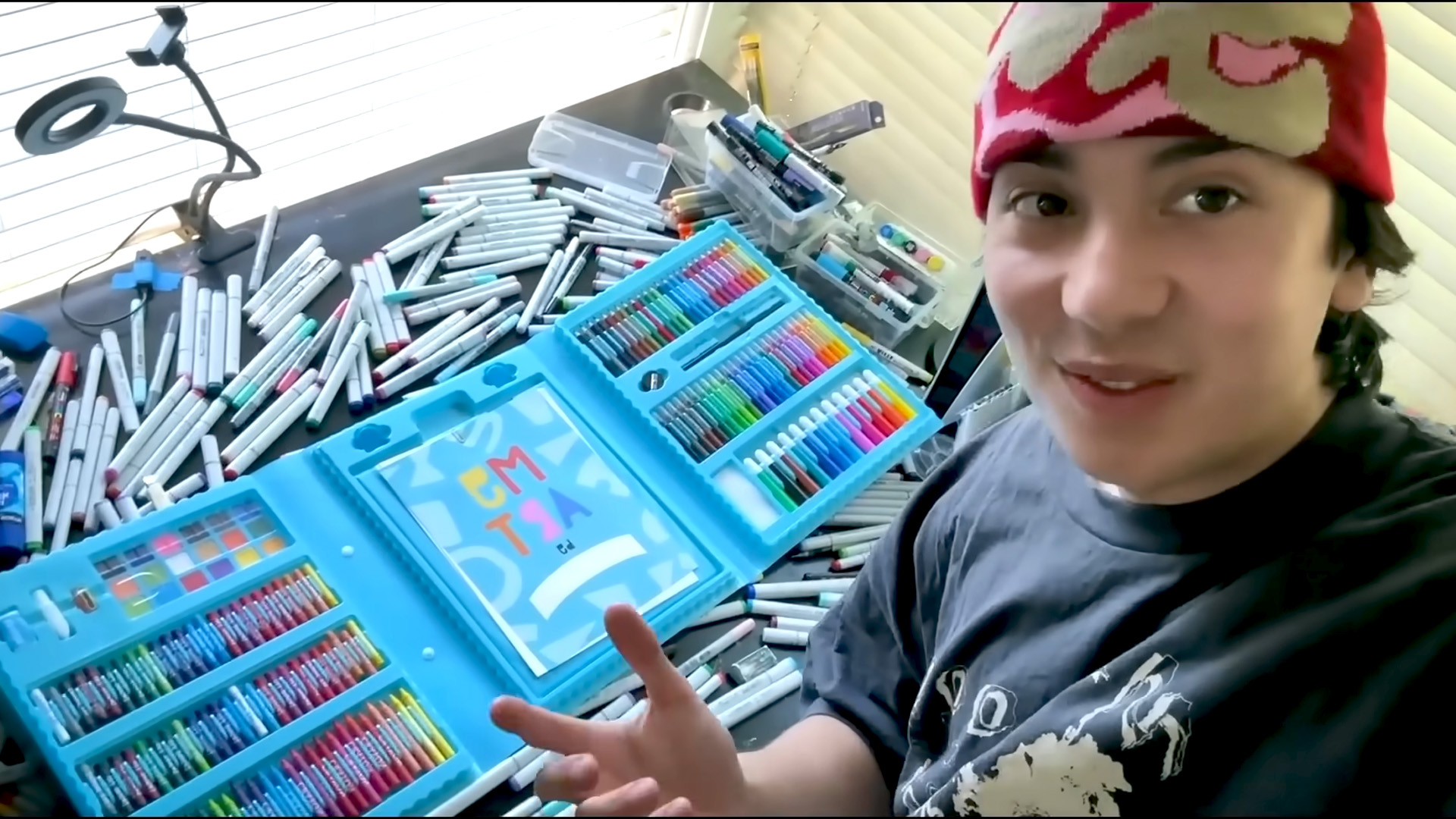 Testing cursed one-star art supplies and creating an artwork
