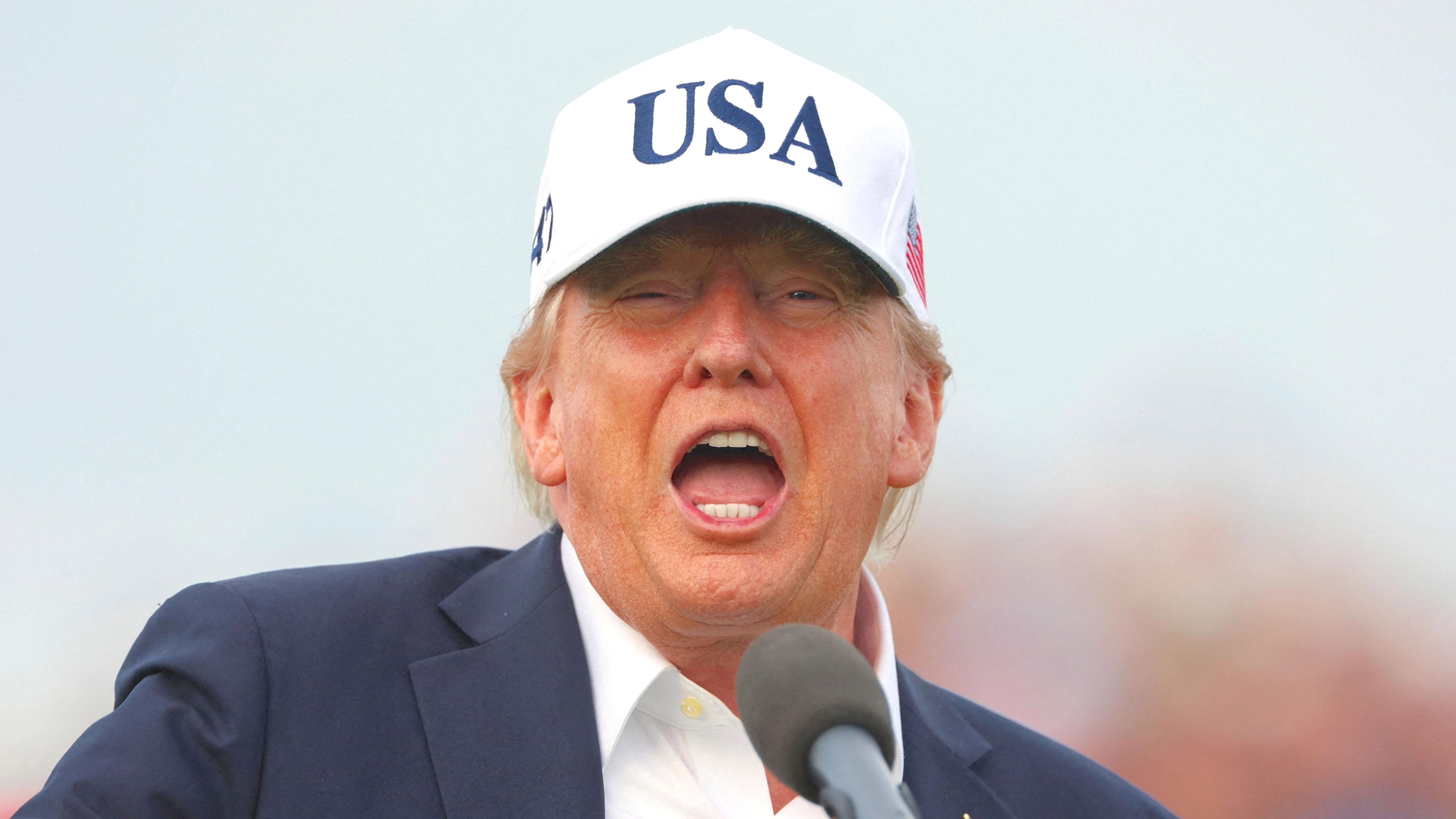 Trump criticizes judge over halted DC golf course renovation