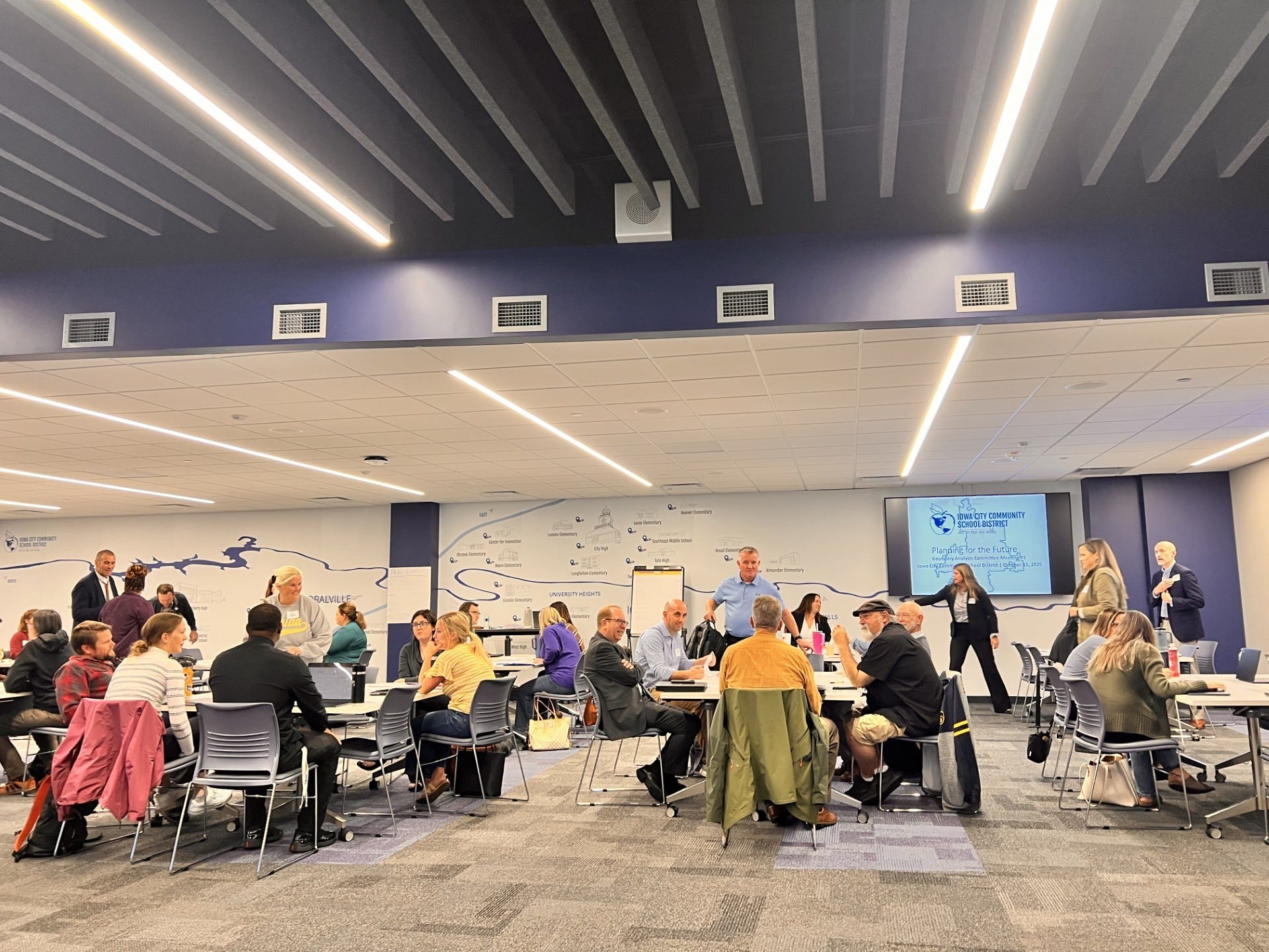 Enrollment data says Iowa City CSD needs to close at least 3 schools