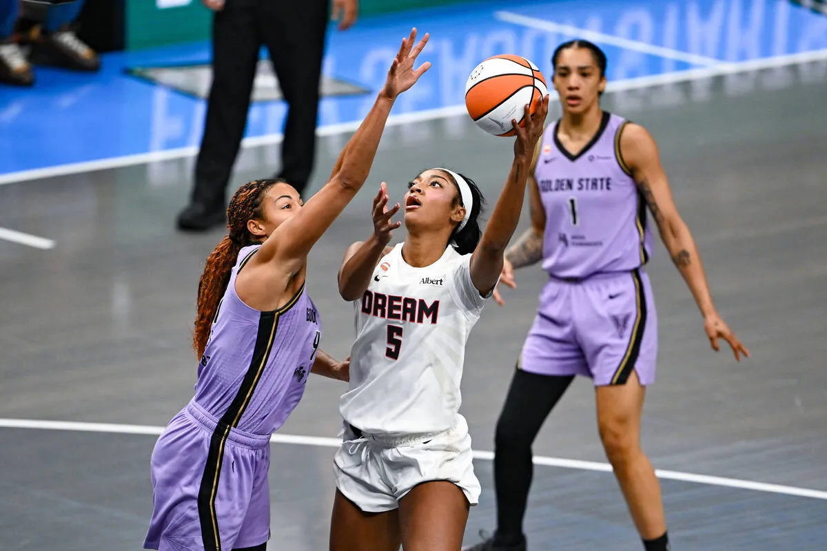 Les Valkyries étouffent le Dream et relancent les Finals WNBA
