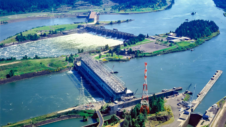 Oregon's Columbia River Gorge city offers the freshest salmon, endless ...
