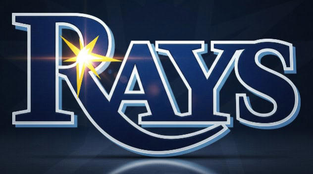 Brewers hold off late Rays rally for 3-2 win in World Series opener