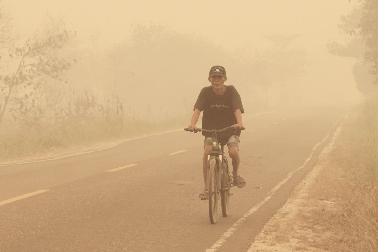 Zahid: Indonesia struggles with haze relief due to cloudless skies, low ...