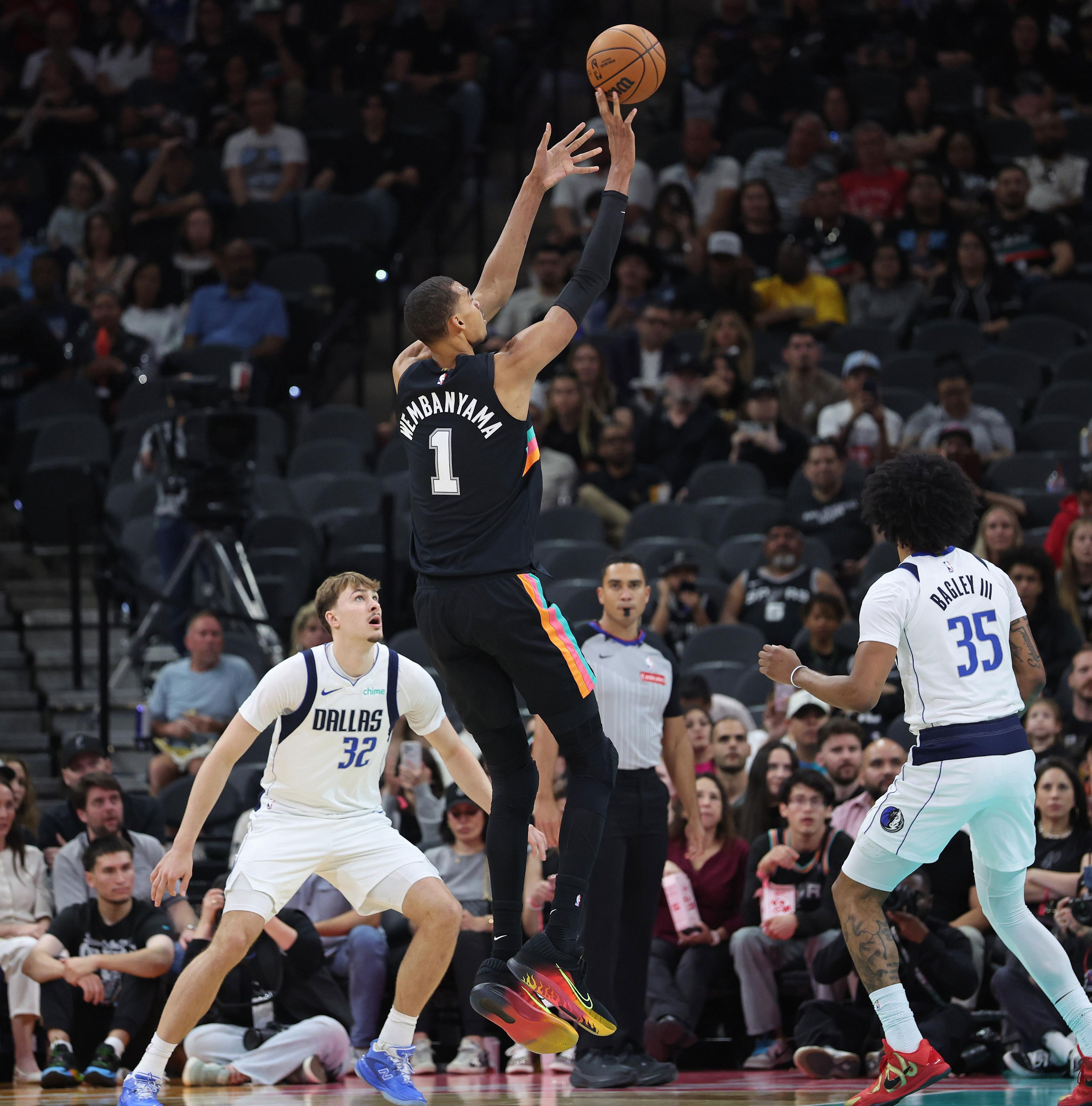 Mavericks vs Spurs preview and injury update: Injury-laden home opener for Dallas
