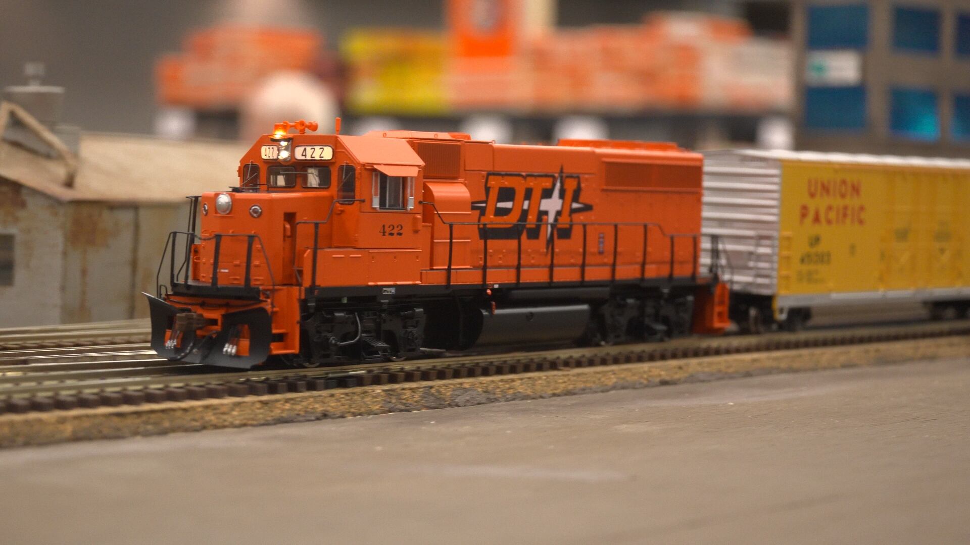 Mid-Ohio Valley Model Railroad Club hosts 31st annual fall train show ...