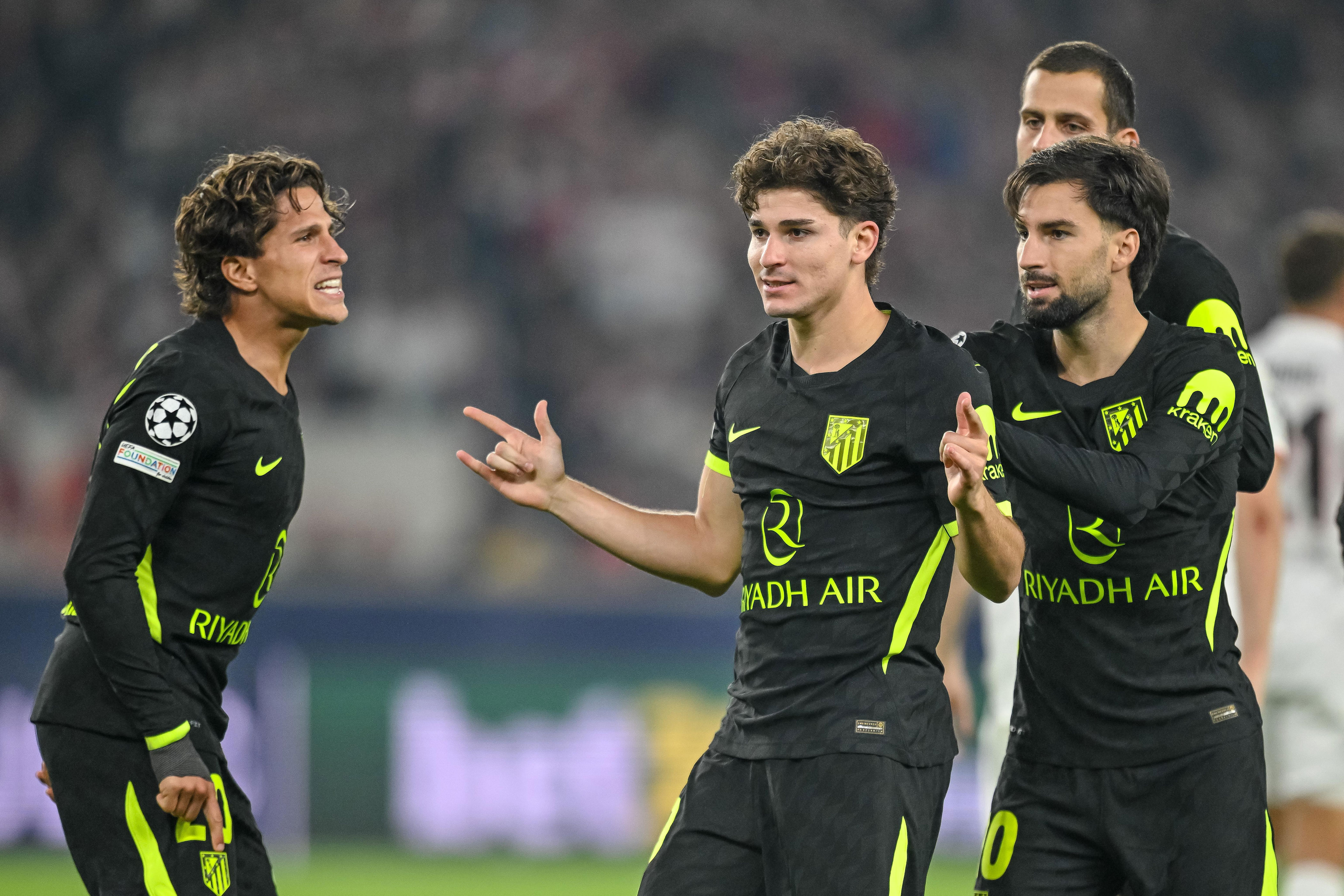 Julian Alvarez apologizes to Atletico fans after Barcelona transfer saga