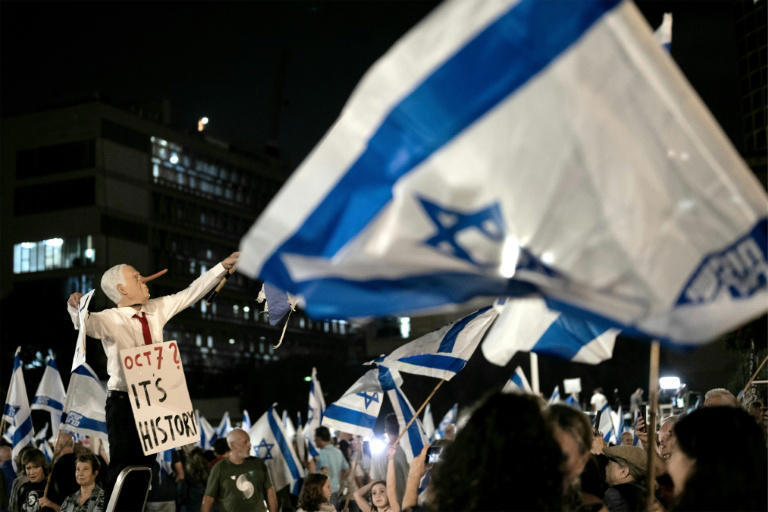 A Tel-Aviv, rassemblement massif contre Netanyahu avant les élections