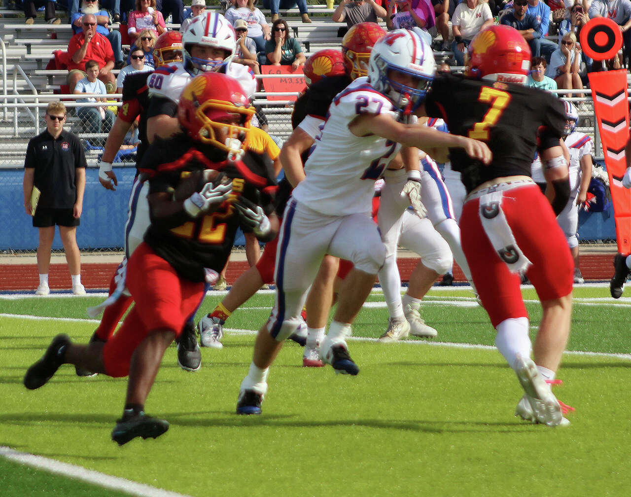 Shells multi-dimensional in playoff win over Massac County
