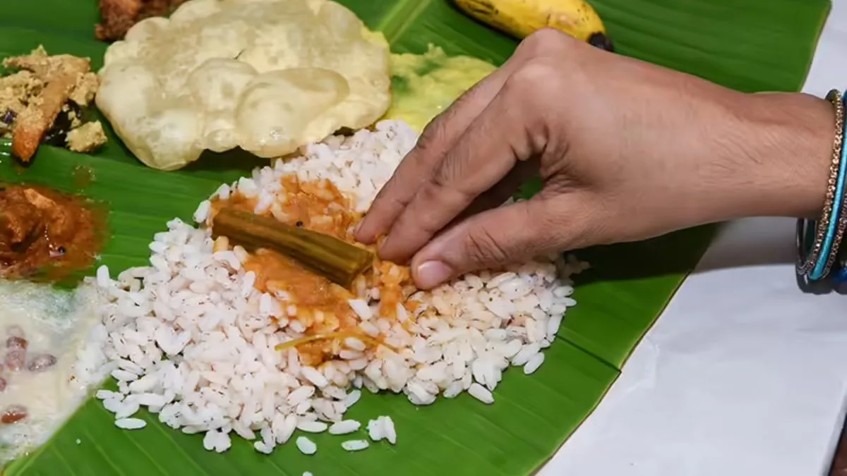 Eat with your hands: Acharya Balkrishna on how a simple habit may lower ...