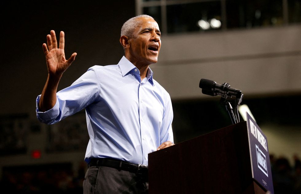Barack Obama attacks Donald Trump over White House renovations at Ohio ...