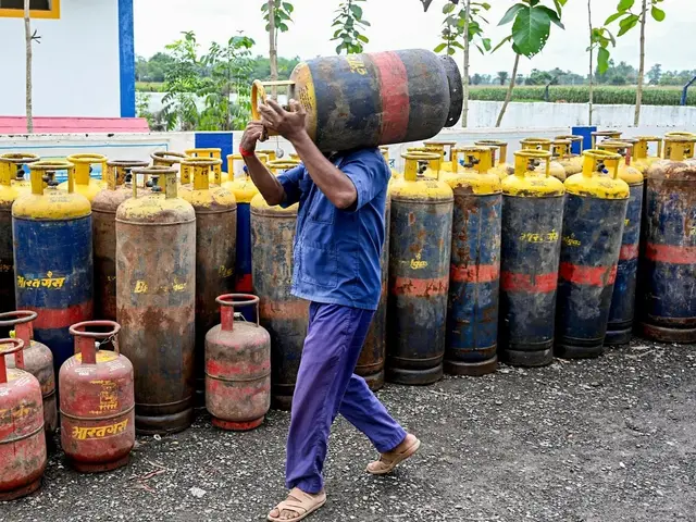 LPG prices remain stable ahead of Diwali