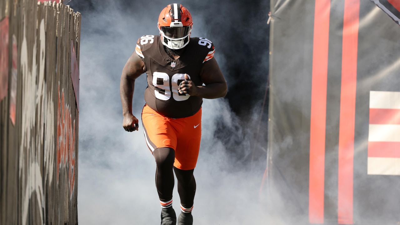 Maliek Collins, Browns agree to $30M contract extension, full details ...