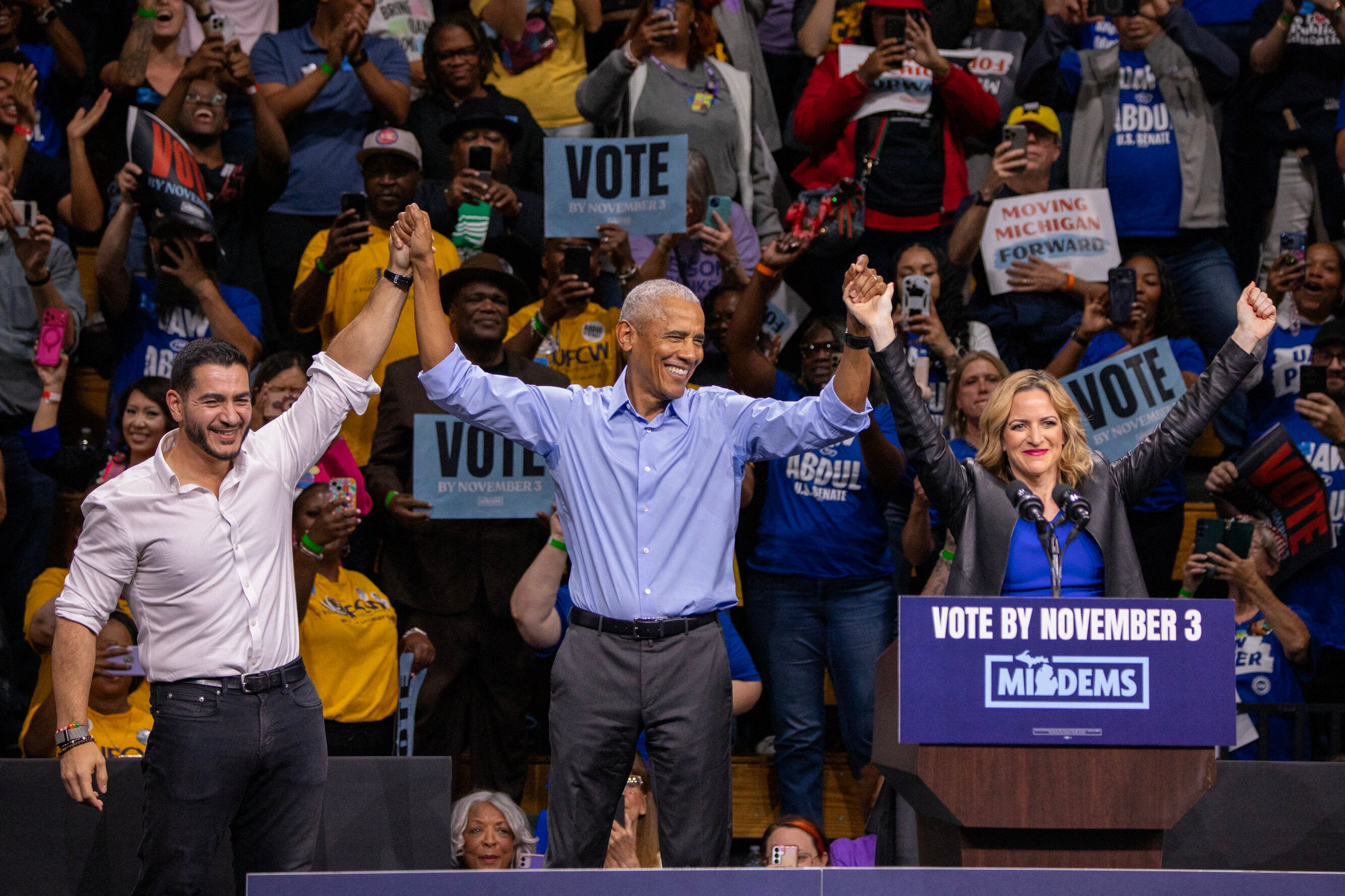 Obama campaigns alongside El-Sayed, Benson in fiery Michigan rally