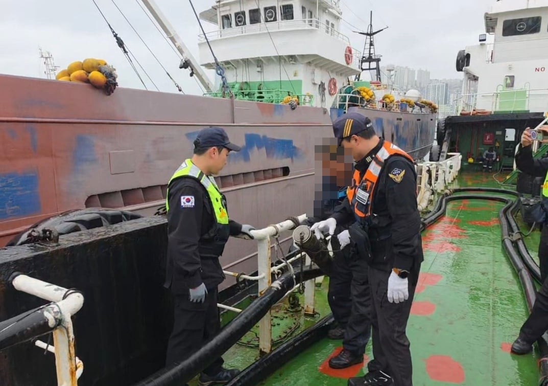 Oil tanker caught for spill near Shark Bukangi's habitat