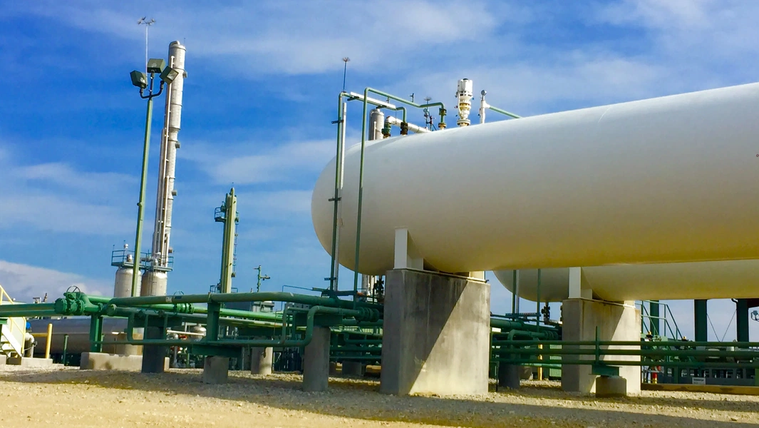 Propane power from tank to flame