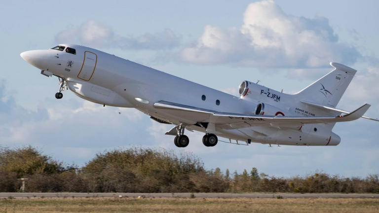 Jet d'affaires de Dassault, le Falcon 8X Archange est le nouvel avion ...