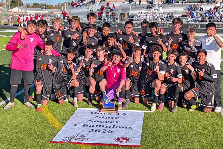Timberwolves complete title run with dominant win over rival Diggers