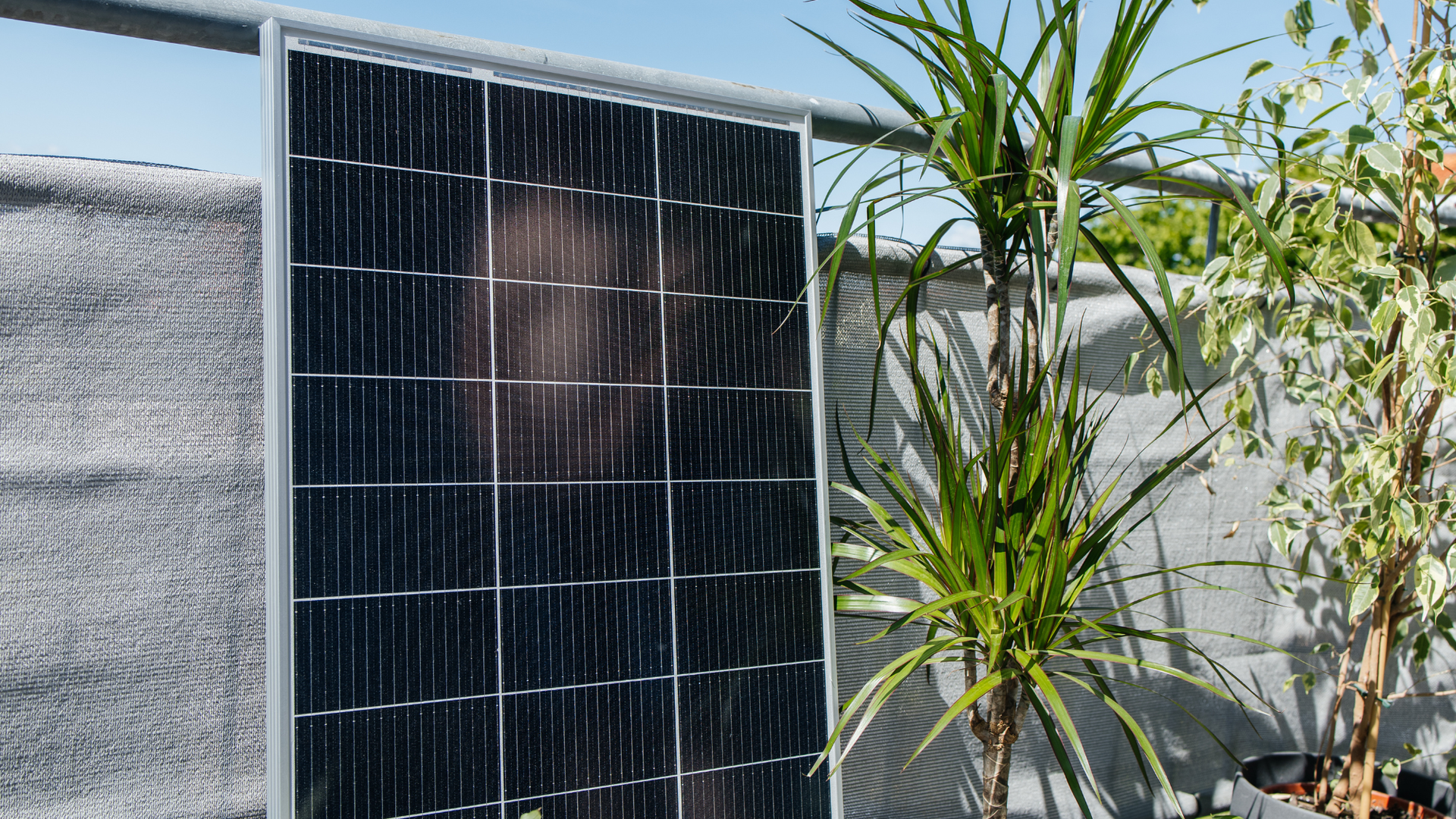 Thinking of buying plug-in solar? Here's what to expect during a ...