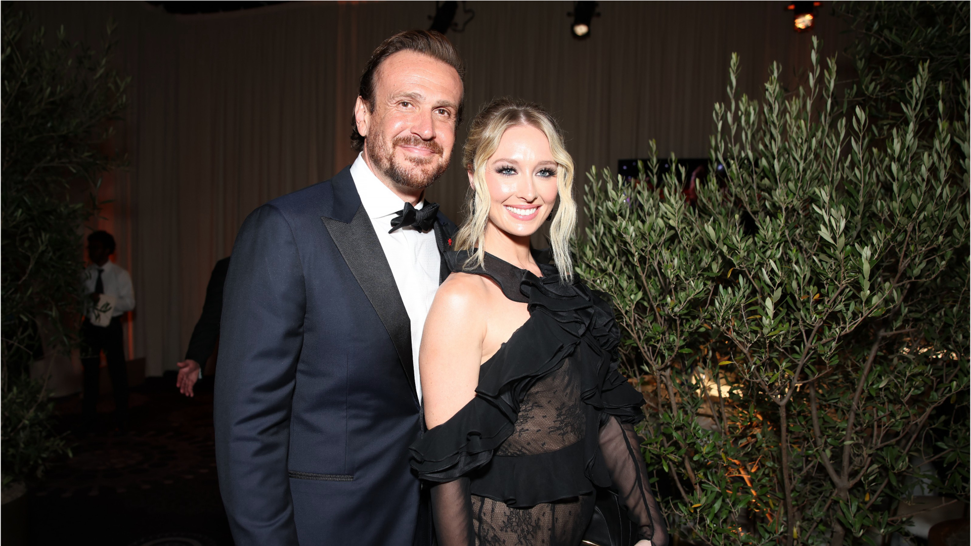 News of the week: Jason Segel marries girlfriend Kayla Radomski