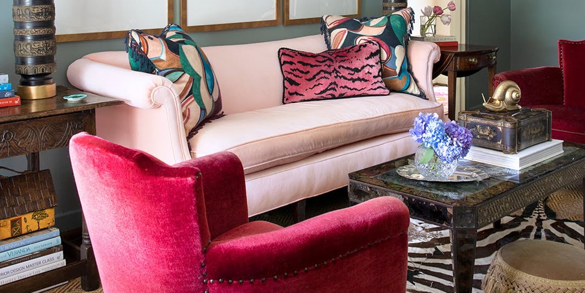 The bold pattern designers say everyone should be decorating with