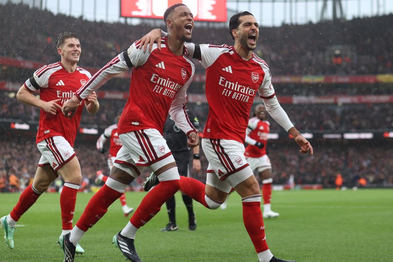 Arsenal's next five Premier League fixtures compared to Man City as ...