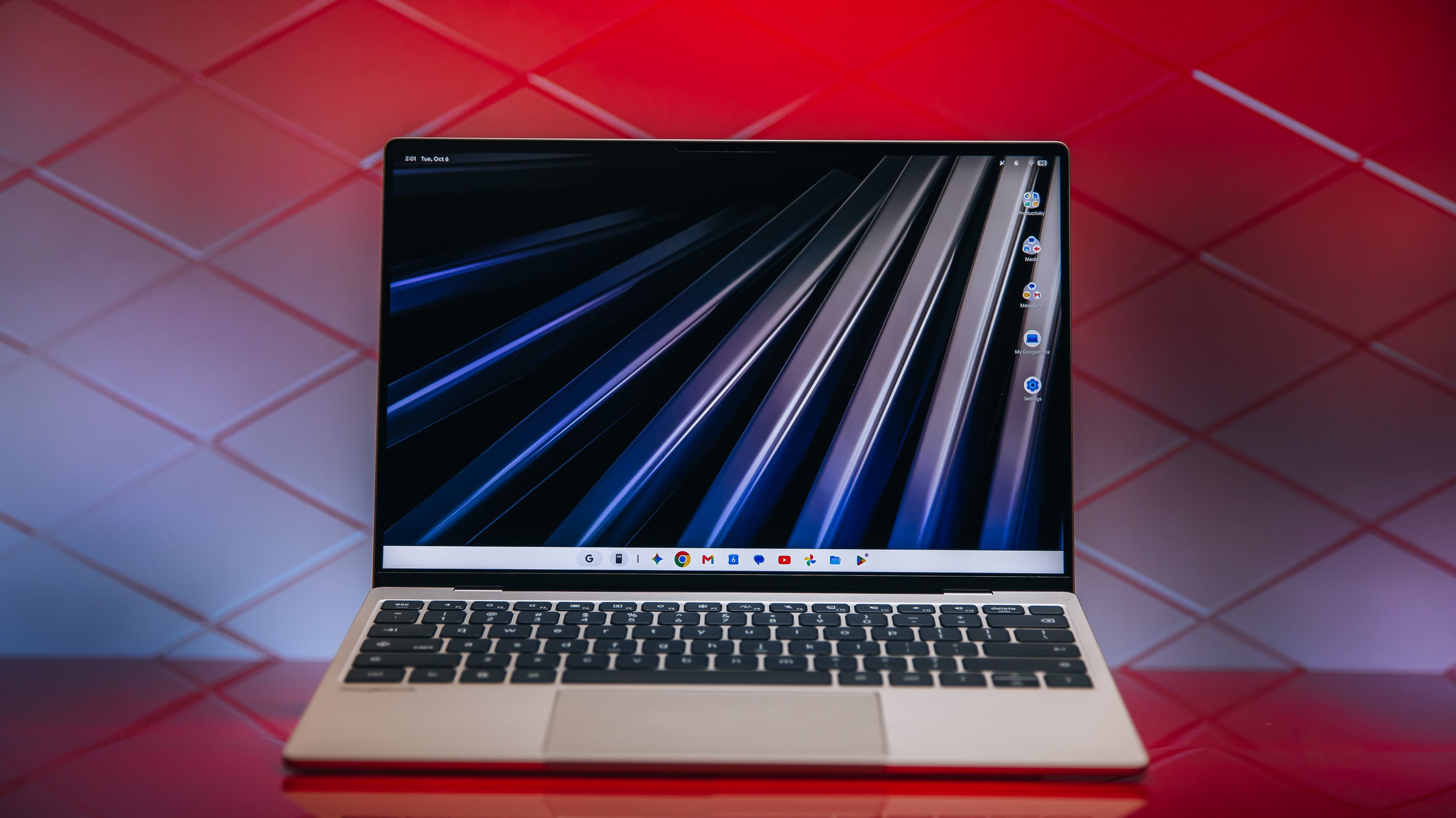 Googlebooks vs. MacBooks: Can Google Finally Take on Apple in Laptops?