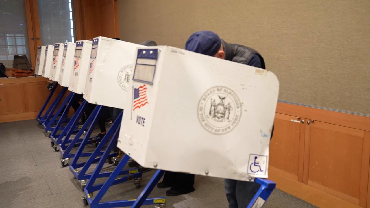 Mayor Zohran Mamdani casting his ballot on the first day of early ...