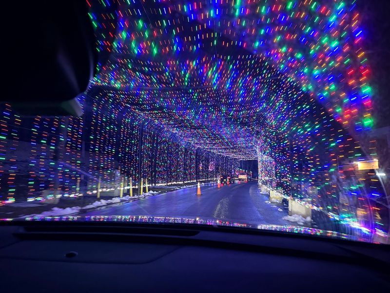 A mile-long holiday light spectacle is coming back to New Jersey this ...