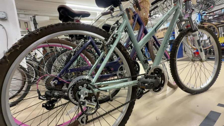 Local nonprofit upcycles bikes for community members in need