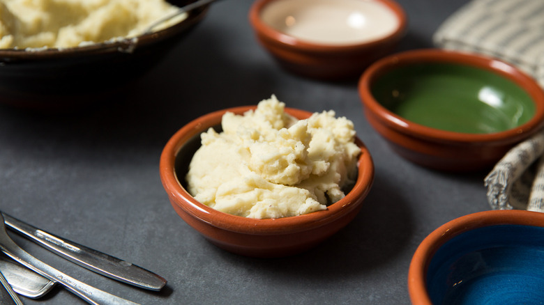 3-ingredient Italian mashed potatoes recipe