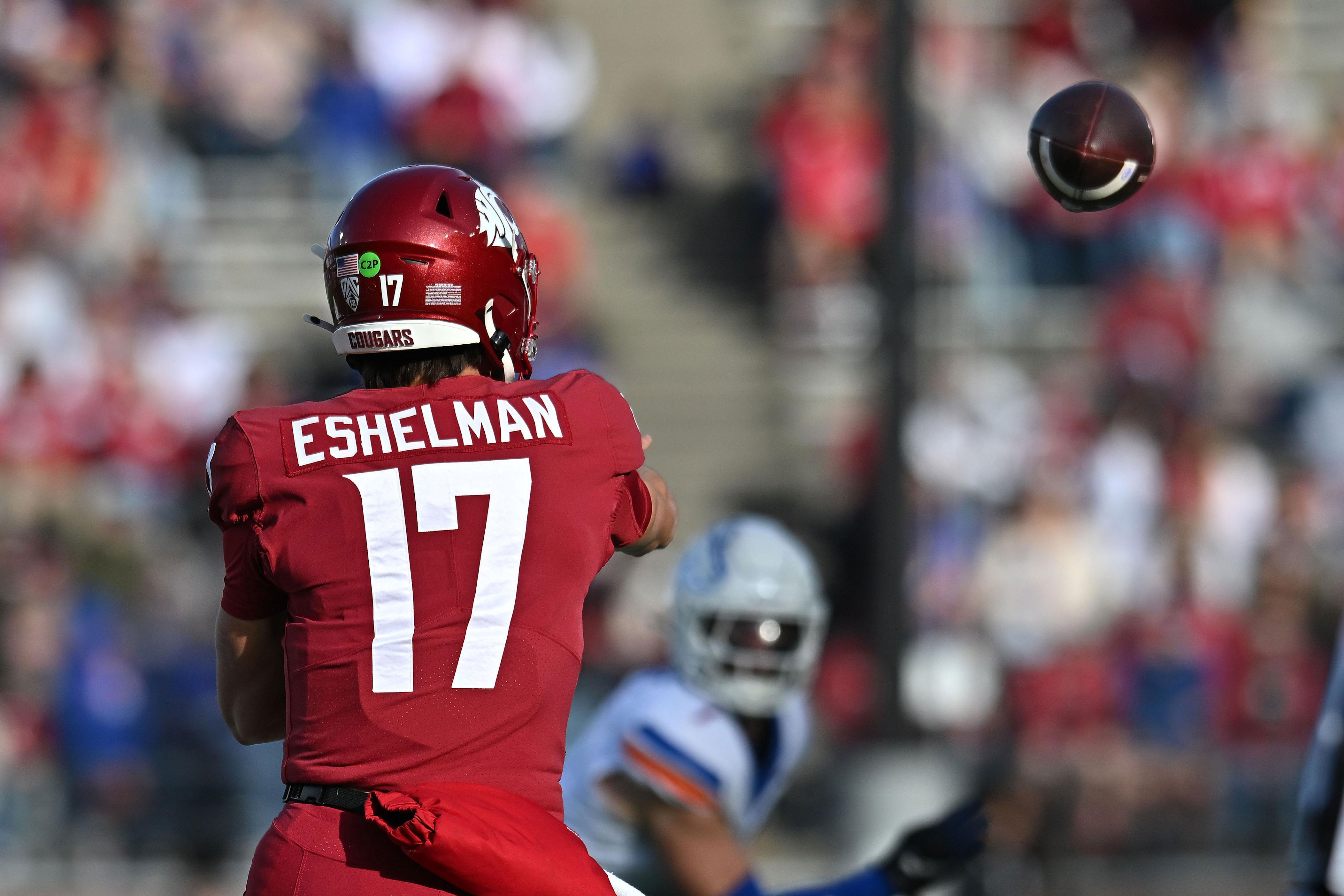 Cougs trail no. 21 Broncos 10-7 at halftime