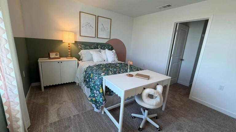Ribbon-cutting marks new homes in Southwest Fresno