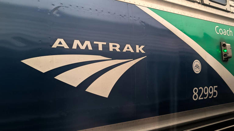 Amtrak slashes expensive private sleepers, with an interesting catch