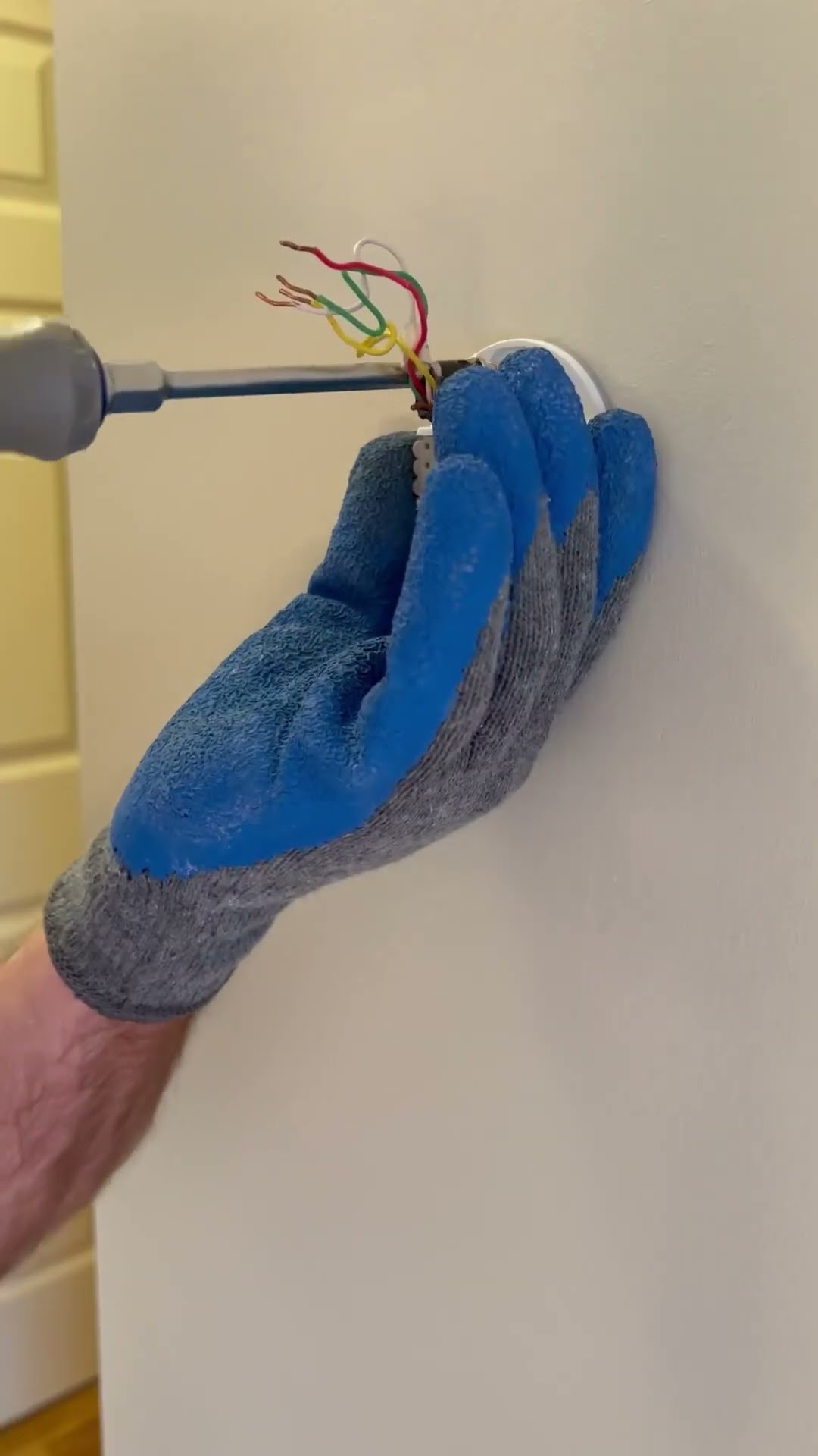 Installing a Nest thermostat yourself