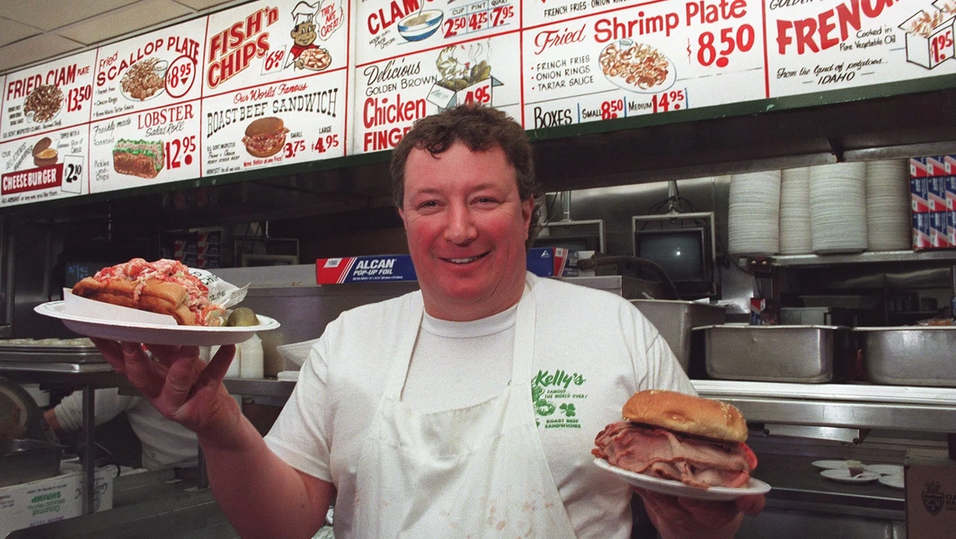 4 iconic regional fast-food landmarks