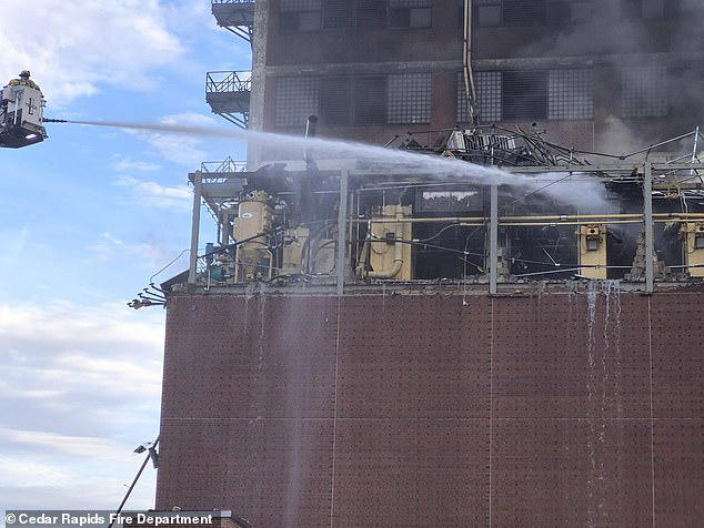 Emergency crews rush to Iowa Quaker Oats factory after massive ...